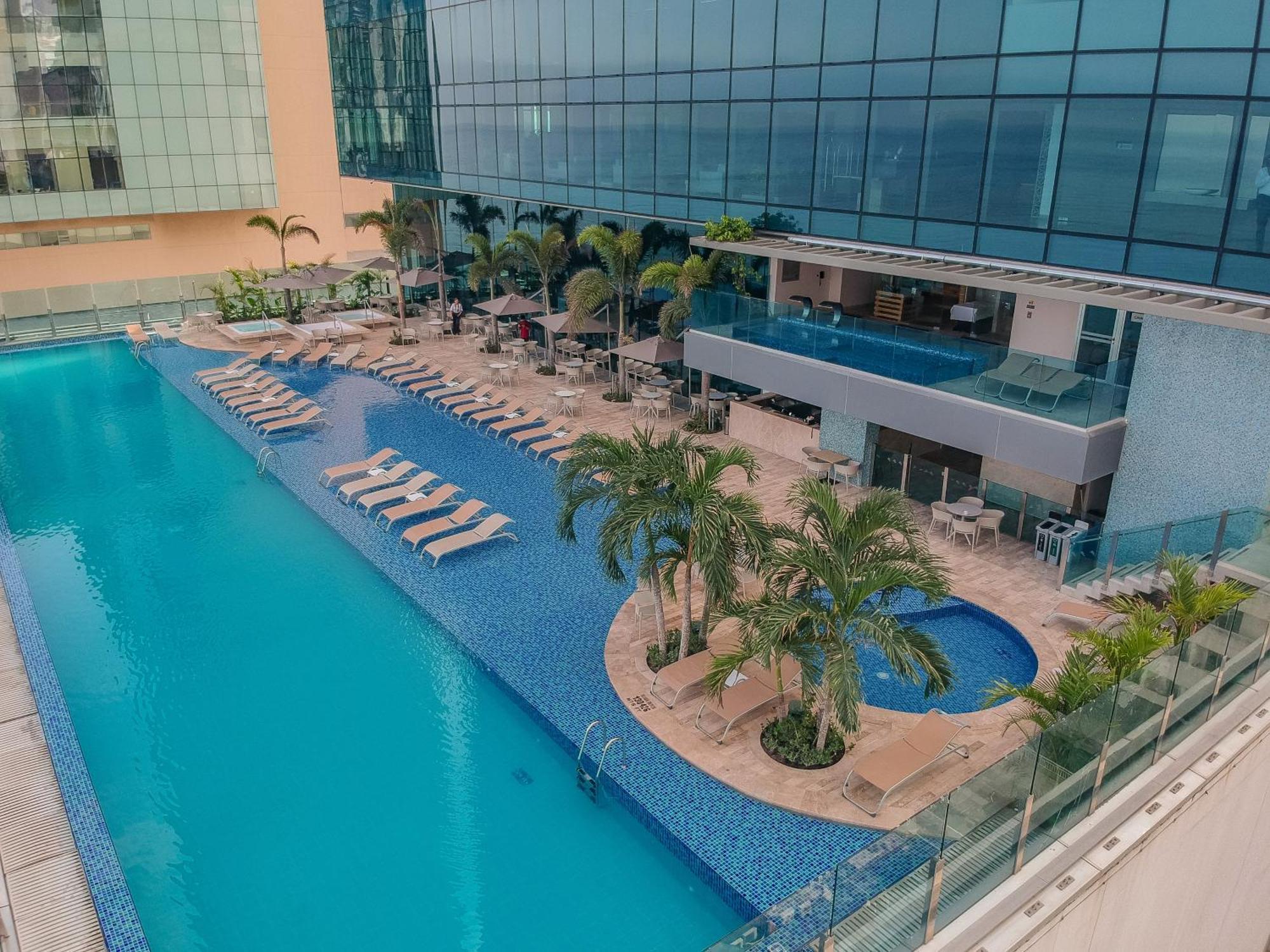 Estelar Cartagena De Indias Hotel Y Centro De Convenciones Extérieur photo The pool at the hotel